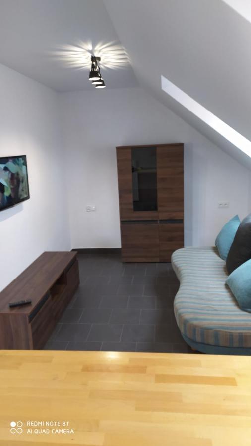 Gdow Riverside Apartments And Tours מראה חיצוני תמונה