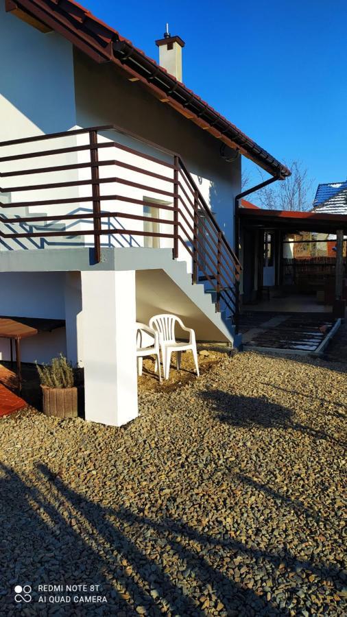 Gdow Riverside Apartments And Tours מראה חיצוני תמונה