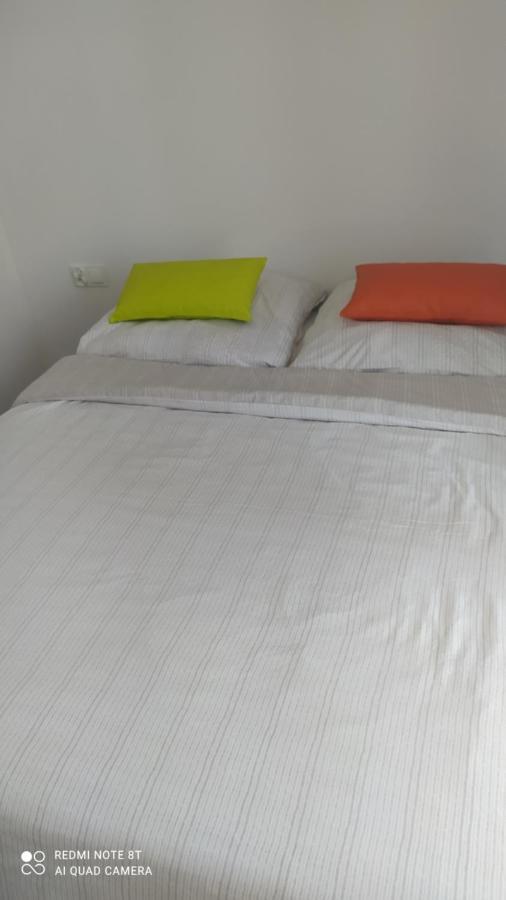 Gdow Riverside Apartments And Tours מראה חיצוני תמונה