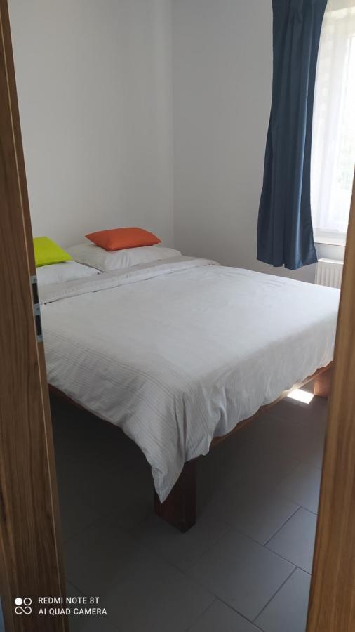 Gdow Riverside Apartments And Tours מראה חיצוני תמונה
